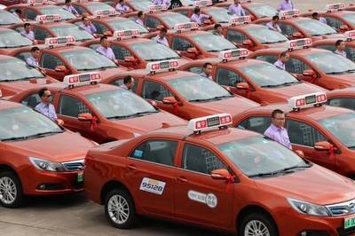 南寧迎來(lái)電動(dòng)出租汽車(chē)時(shí)代 首批300輛新車(chē)正式投運(yùn)，開(kāi)啟綠色出行新篇章